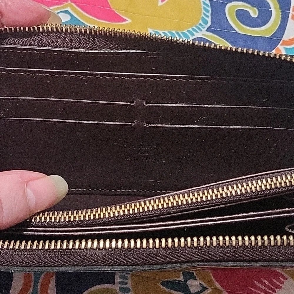 Louis Vuitton LV Vernis Amarante Zip Wallet - Picture 10 of 17